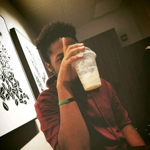 Meet your Posher, Deonte